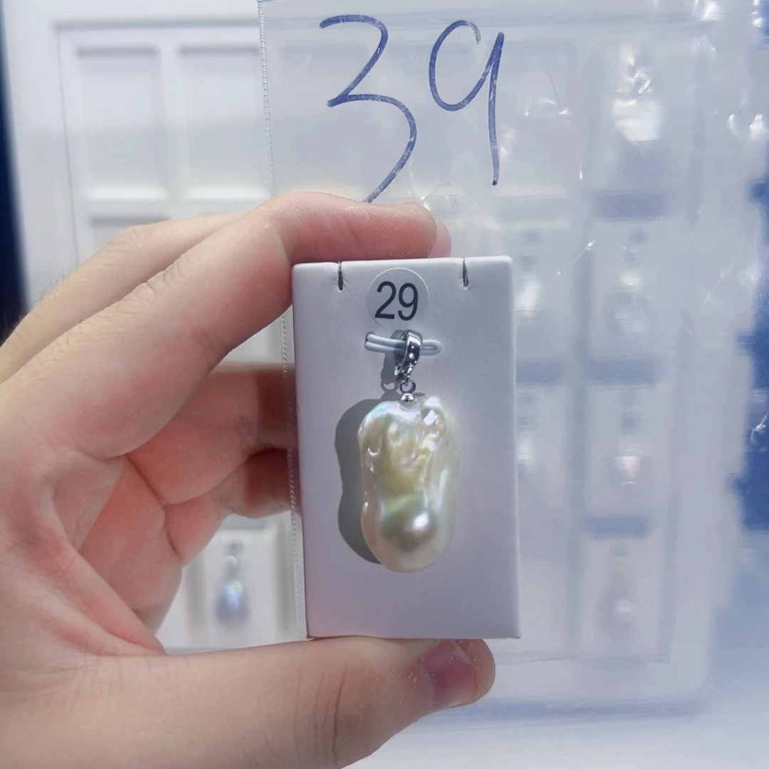 淡水珍珠合金颈饰
