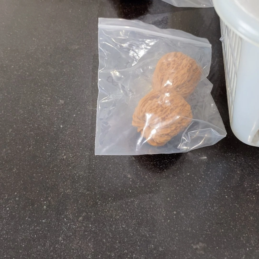 文玩核桃吊坠宽边
