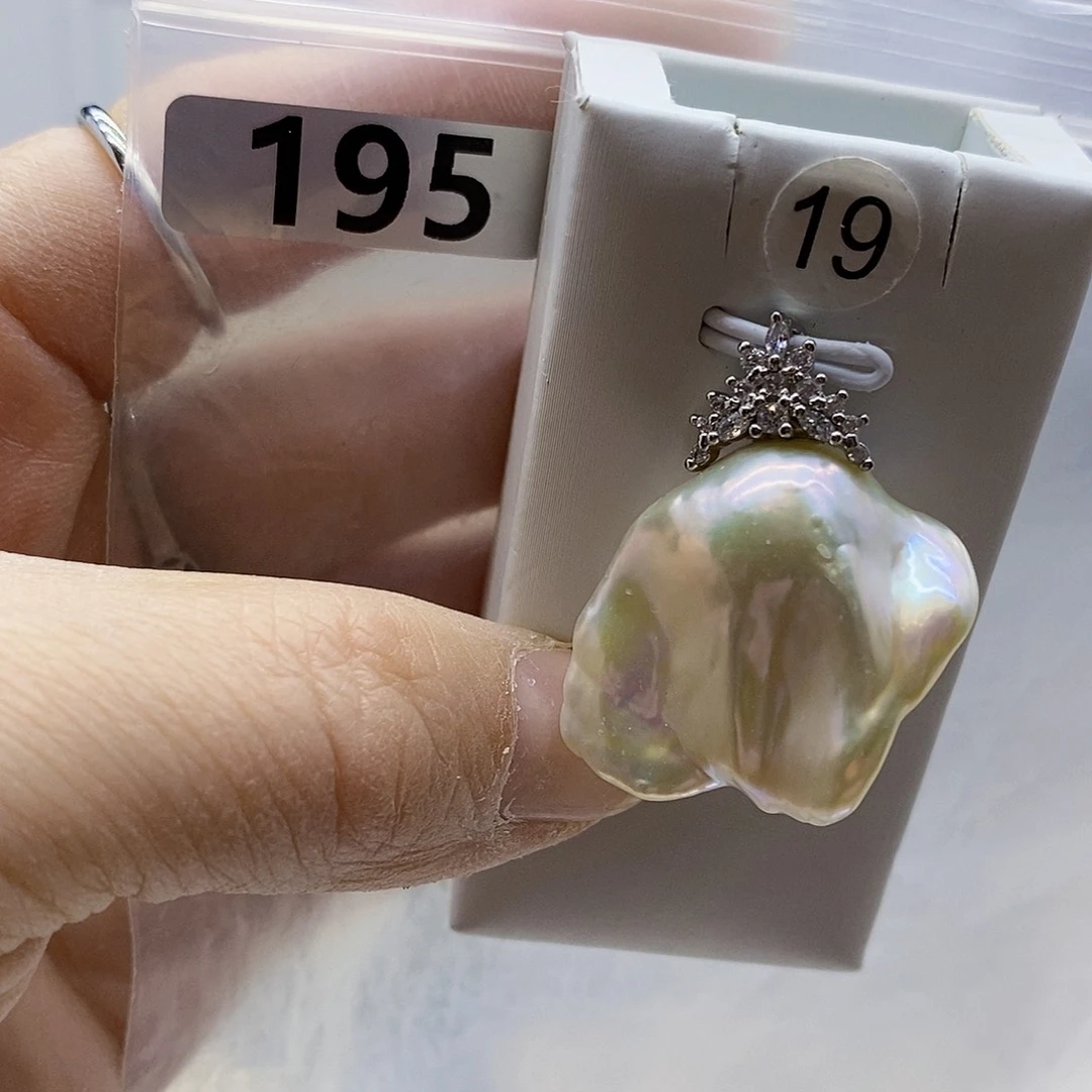 颈饰合金淡水珍珠