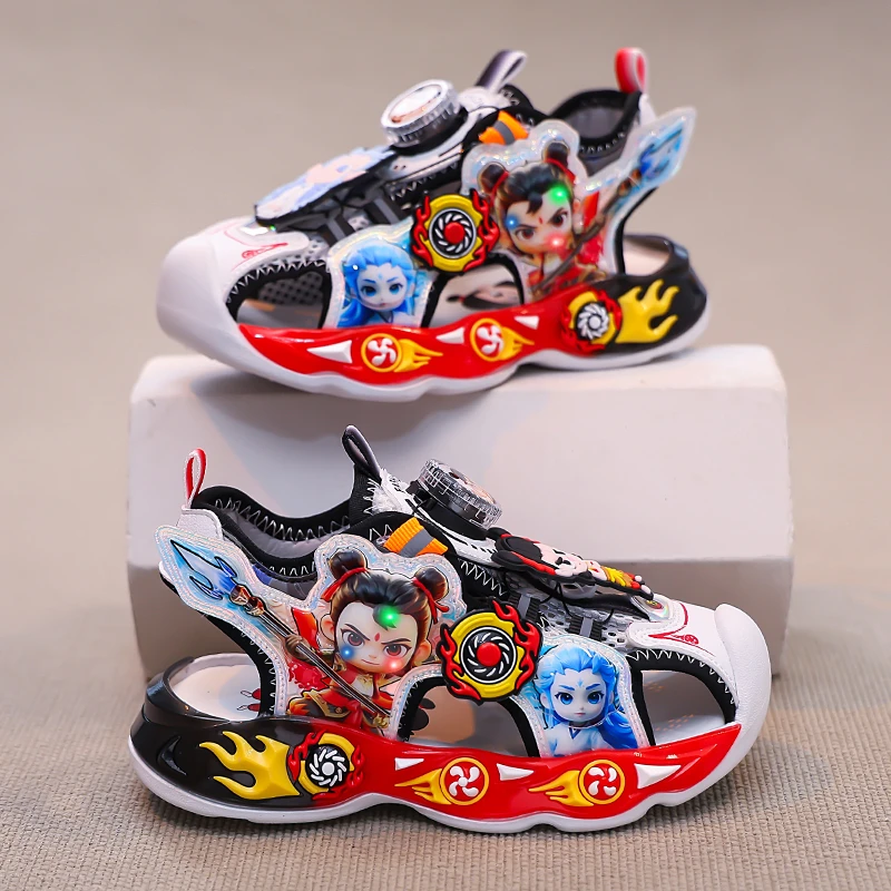 儿童凉鞋2025夏哪吒凉鞋超轻超软女童包头镂空网鞋男童凉鞋可水洗