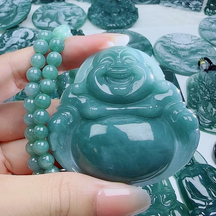 翡翠未镶嵌颈饰多样性发货天然的A货翡翠