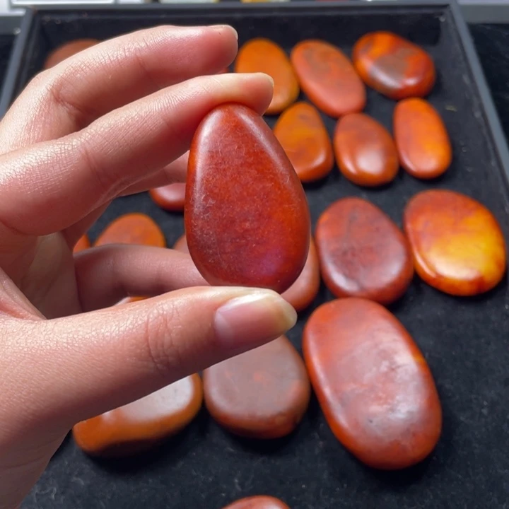 熙***爷和田玉未镶嵌颈饰