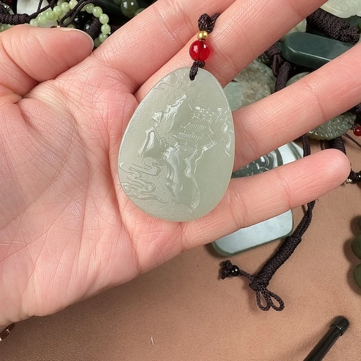 和田玉颈饰未镶嵌