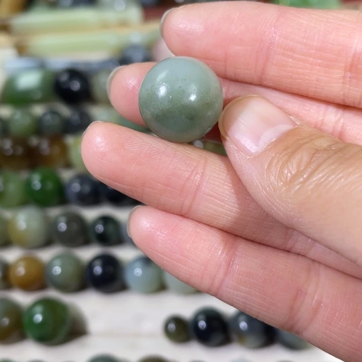 和田玉（糖玉）未镶嵌珠宝半成品