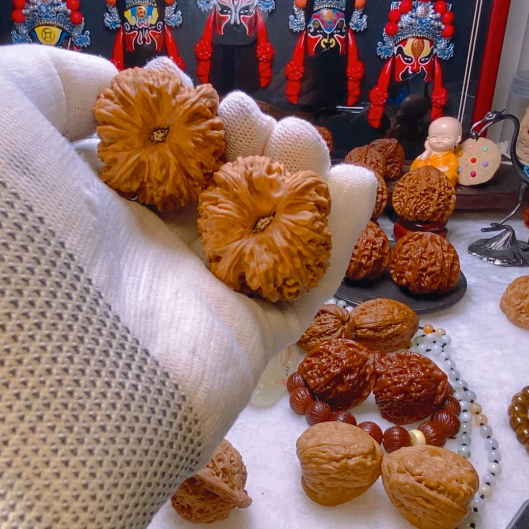 文玩核桃吊坠众***隆38 高炮凹底 虫爬