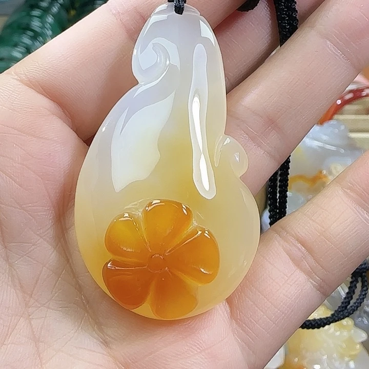 玛瑙/玉髓合金吊坠