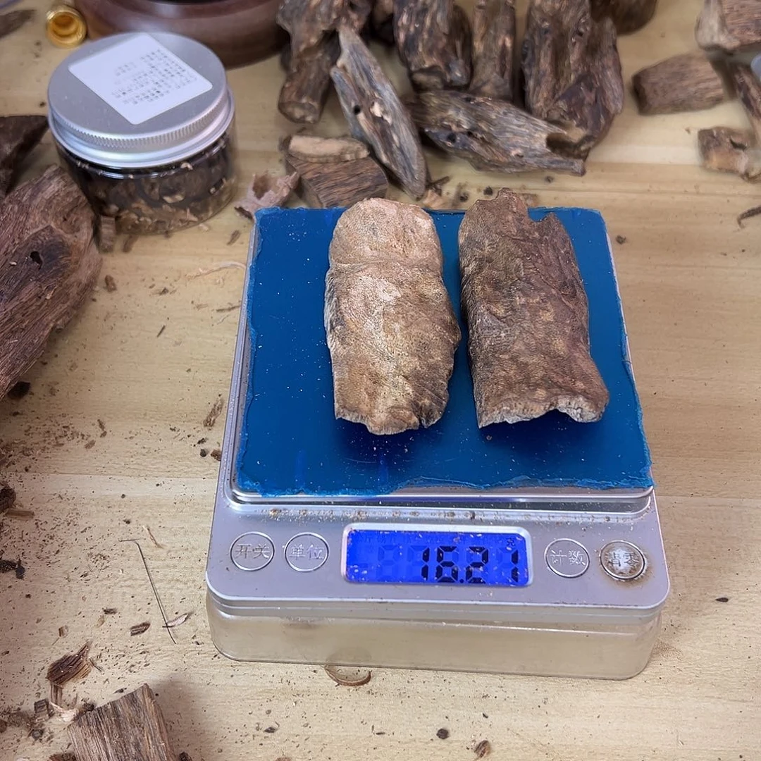 用***1香料绿棋楠虫漏16克白棋