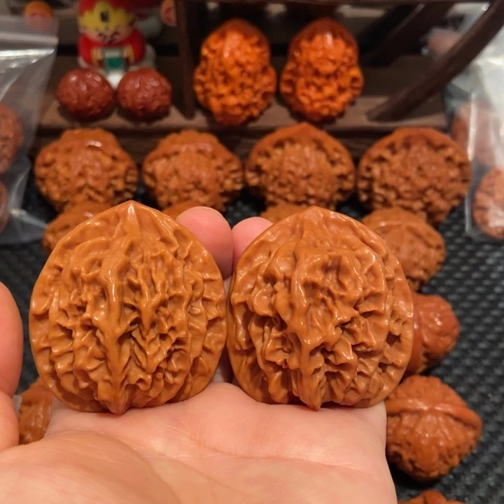 1***涛文玩核桃把件45尺寸帝王1653