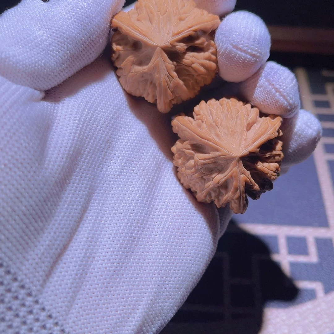 吊坠文玩核桃U***?御龙