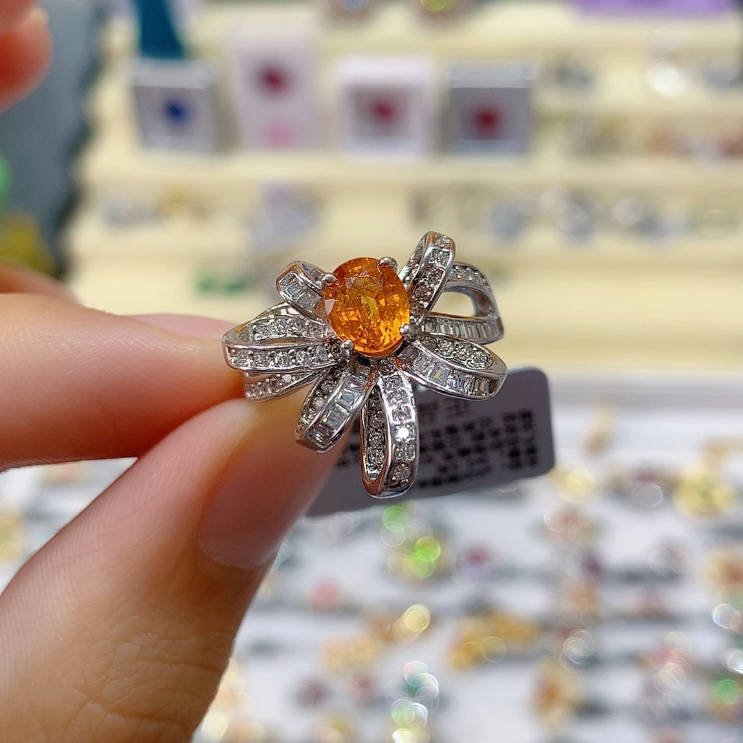 银S925镶嵌戒指石榴石（芬达石）