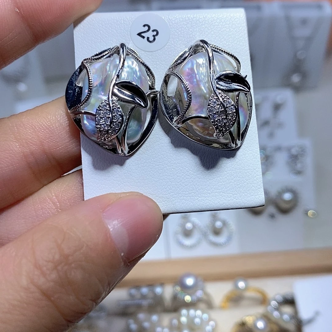 未镶嵌淡水珍珠耳饰