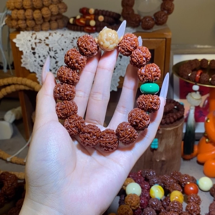 金刚菩提吊坠196玉华貔貅绿扣