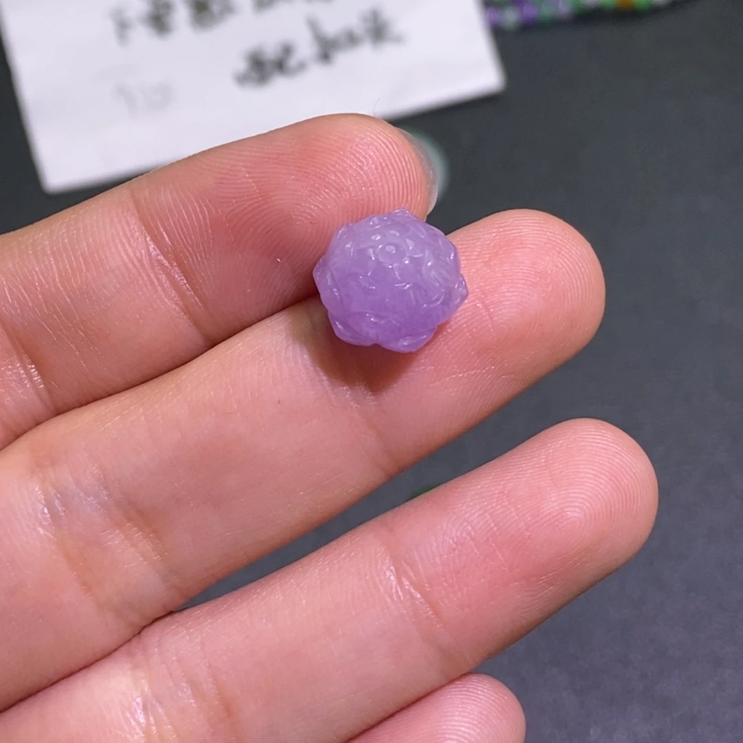 翡翠未镶嵌颈饰吊坠