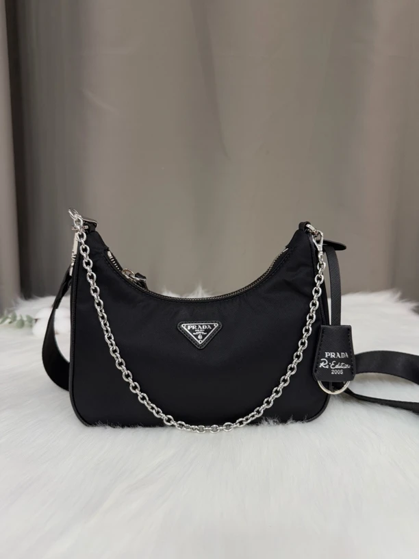 95新 Prada/普拉达 缺零钱包三合一尼龙布黑色单肩斜挎包