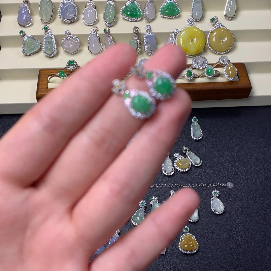 翡翠银S925镶嵌颈饰