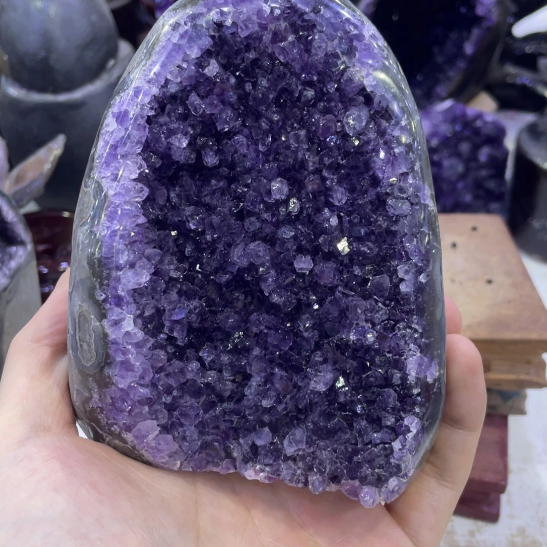 未镶嵌珠宝半成品水晶