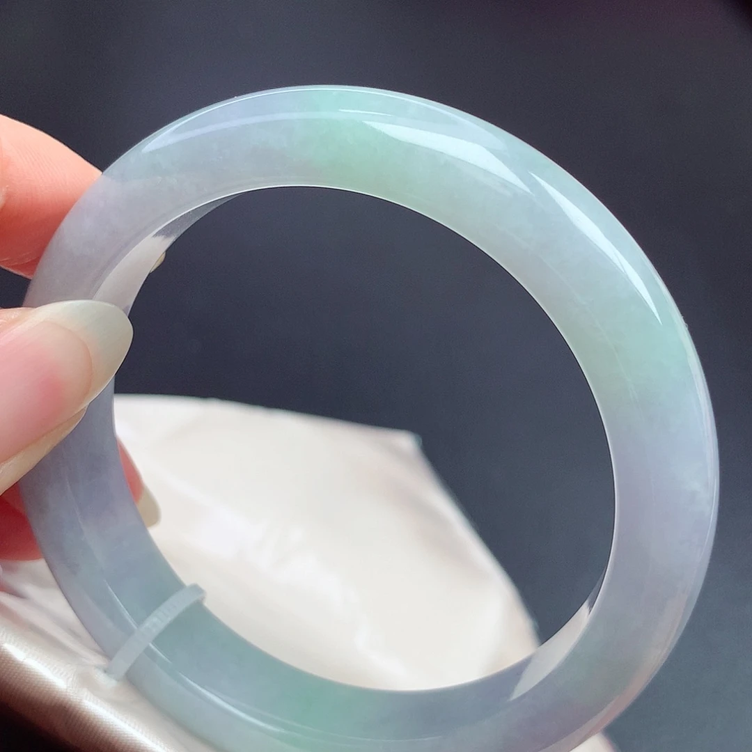 翡翠未镶嵌手镯57圈口