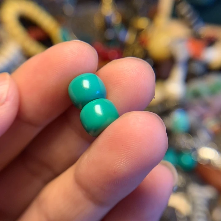 小***生泥塑藏传文玩。小配饰。