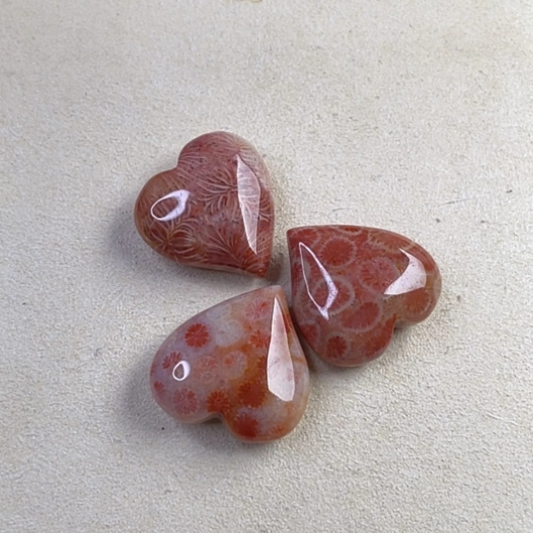 【闪购商品】硅化玉吊坠(赠链)未镶嵌