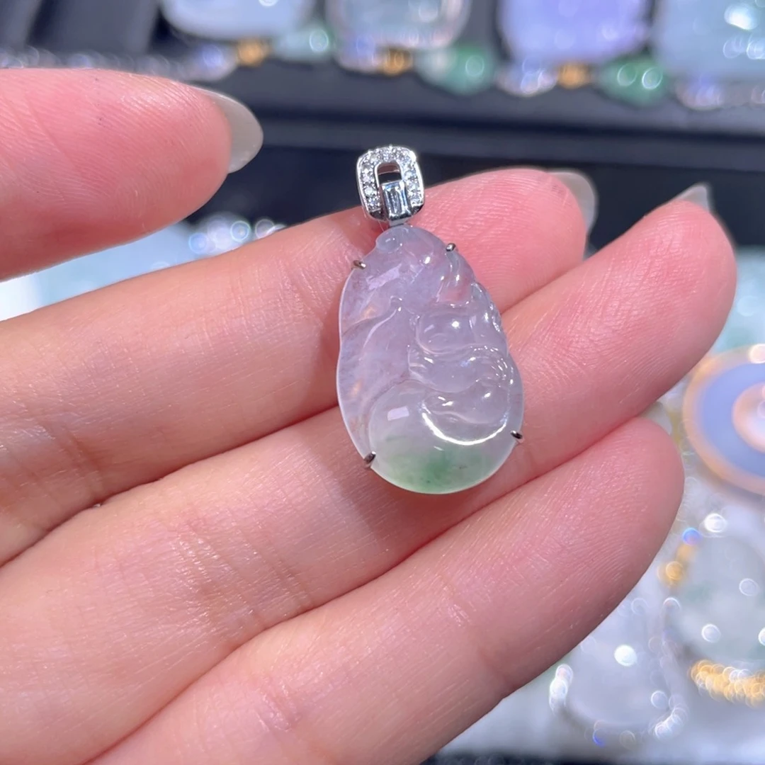 颈饰18K金镶嵌翡翠翡翠