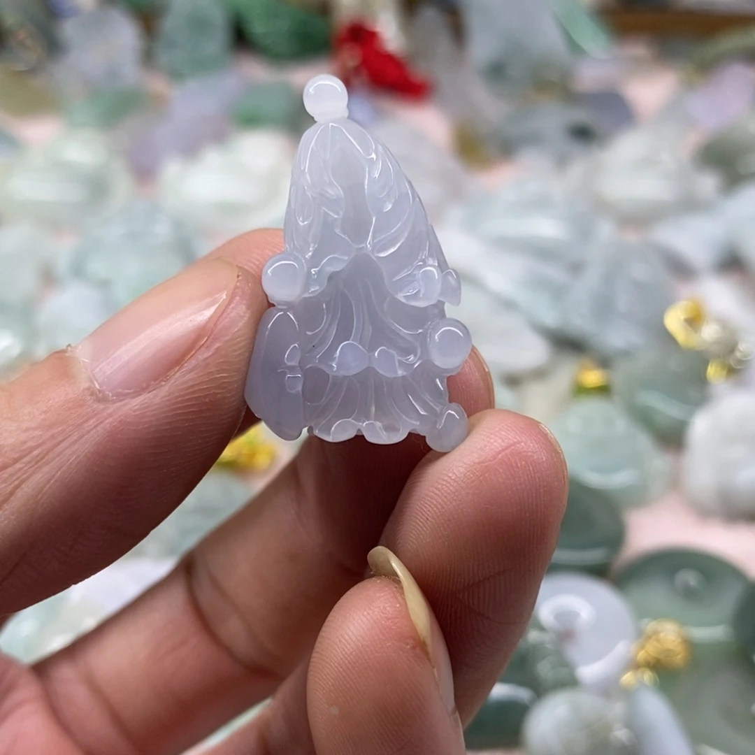 颈饰未镶嵌翡翠天然