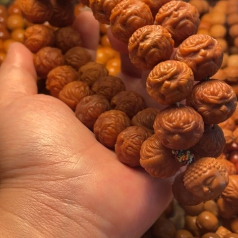 手串猴头核桃总****?舞台