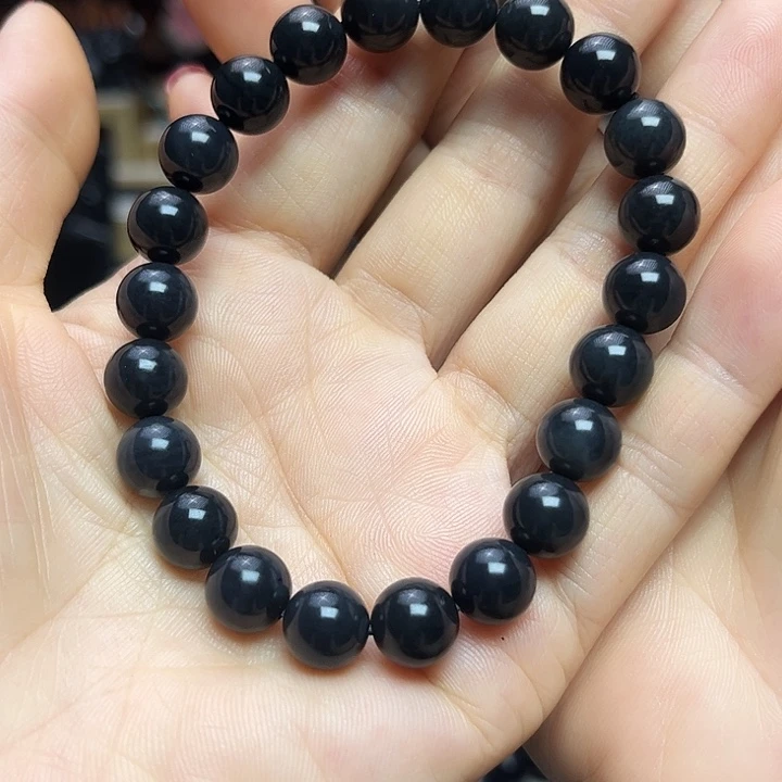 吊坠(赠链)未镶嵌和田玉（墨玉）卡10圆珠福利款