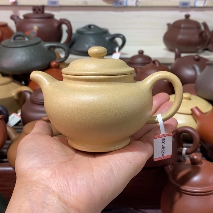 茶壶紫砂共***量微瑕处理一把