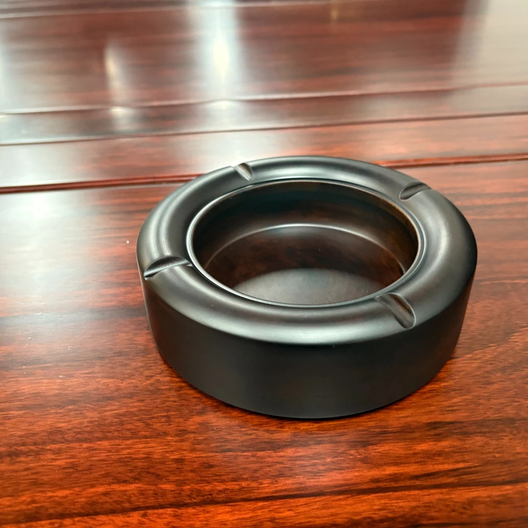 烟灰缸直径14cm全实木家用办公室客厅卧室礼品随手礼实用