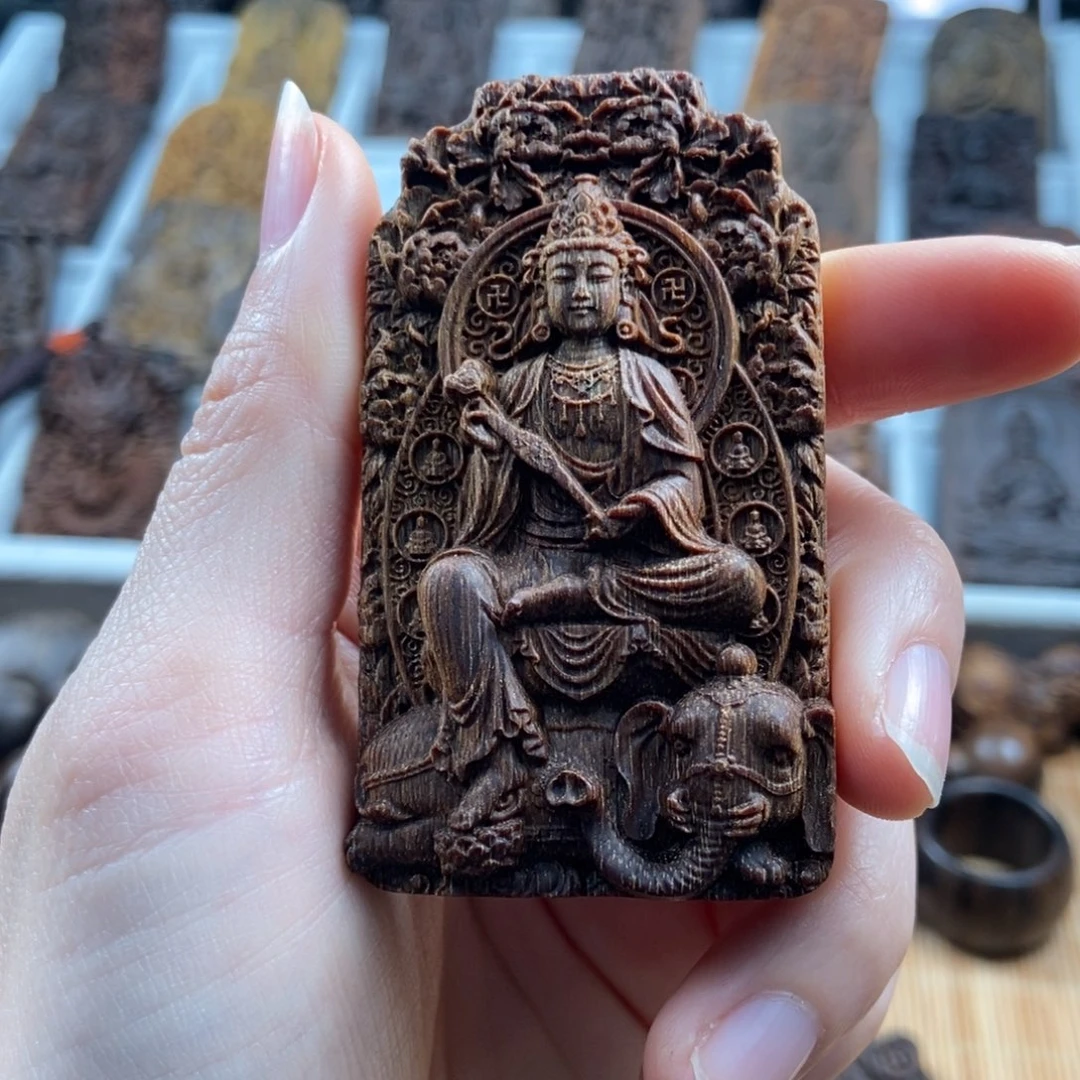 木瑞****M越1普贤菩萨牌子