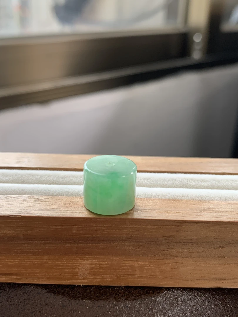 天然缅甸翡翠a货-绿桶珠 路路通9.4-11.6mm