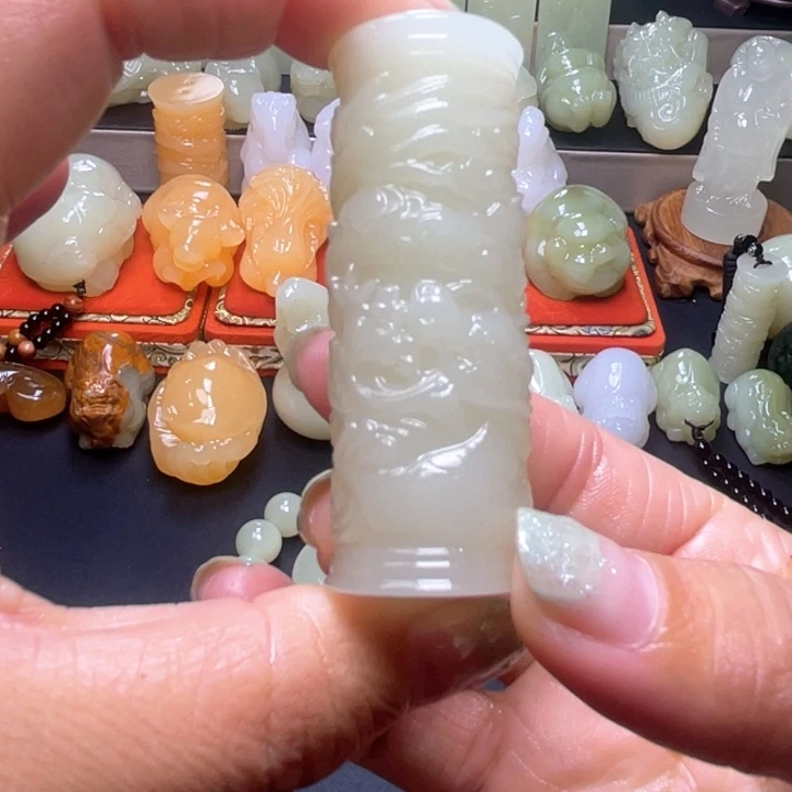 石材方解石玉吊坠