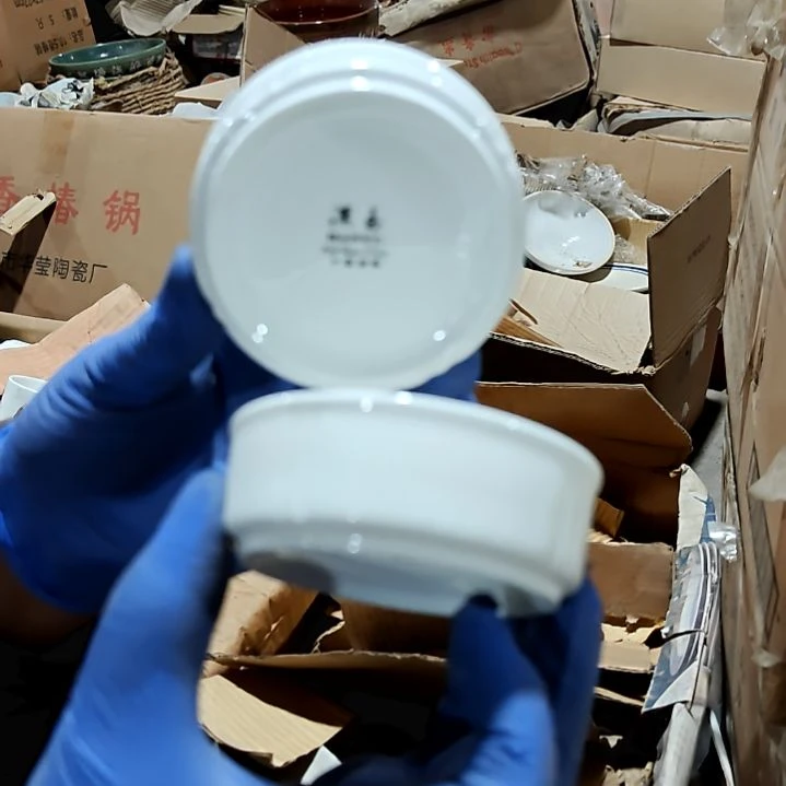 摆件陶瓷盘子碗啥都有