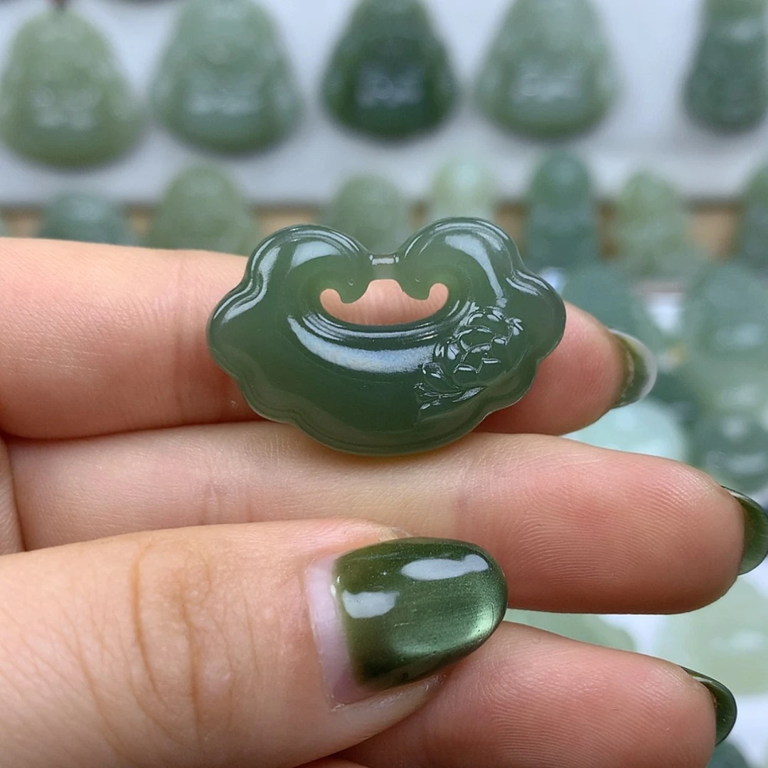 【闪购商品】颈饰未镶嵌和田玉