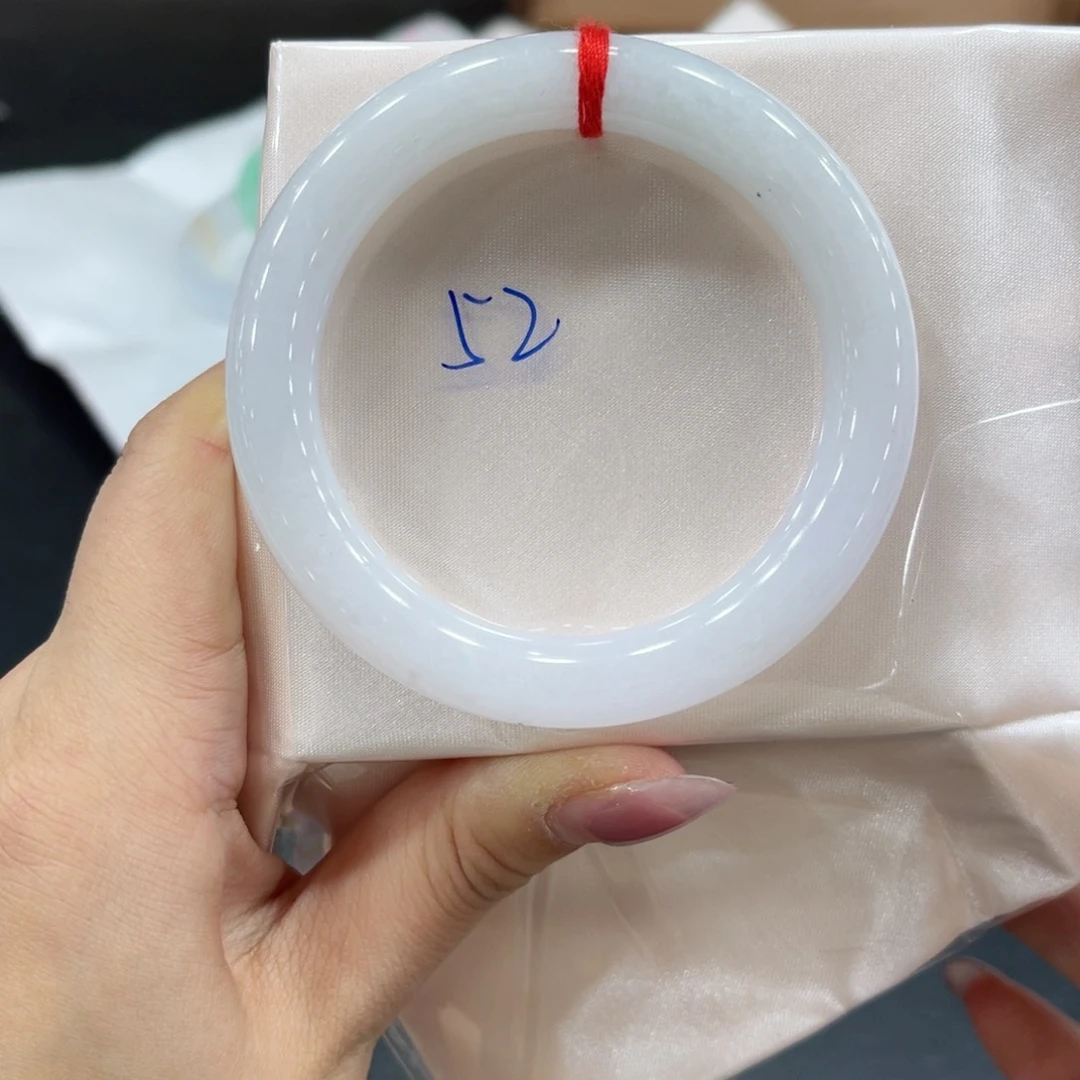 未镶嵌手镯翡翠翡翠