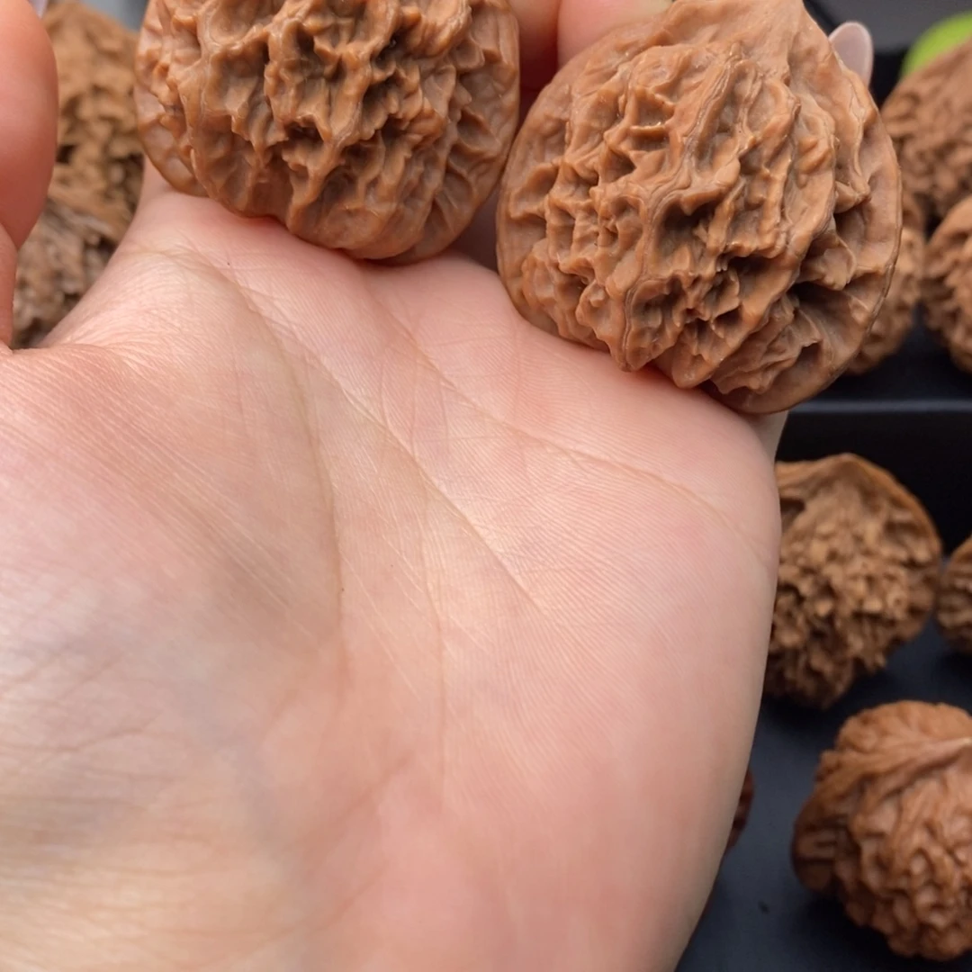 十***生吊坠文玩核桃秦岭文玩大花42