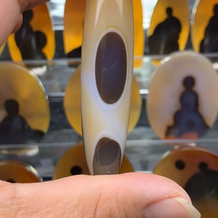 玛瑙/玉髓颈饰未镶嵌?****℃