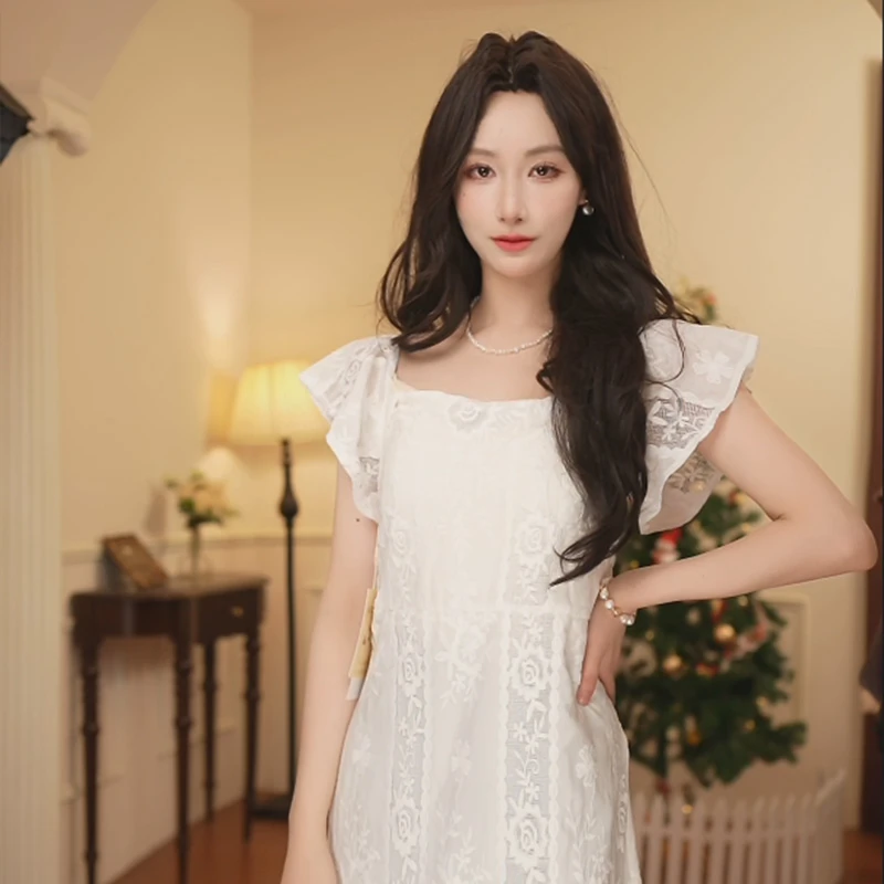 酒午自制性感少女气质港风复古蕾丝白色连衣裙显瘦高级KLF3127