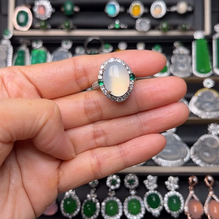 玛瑙/玉髓合金颈饰