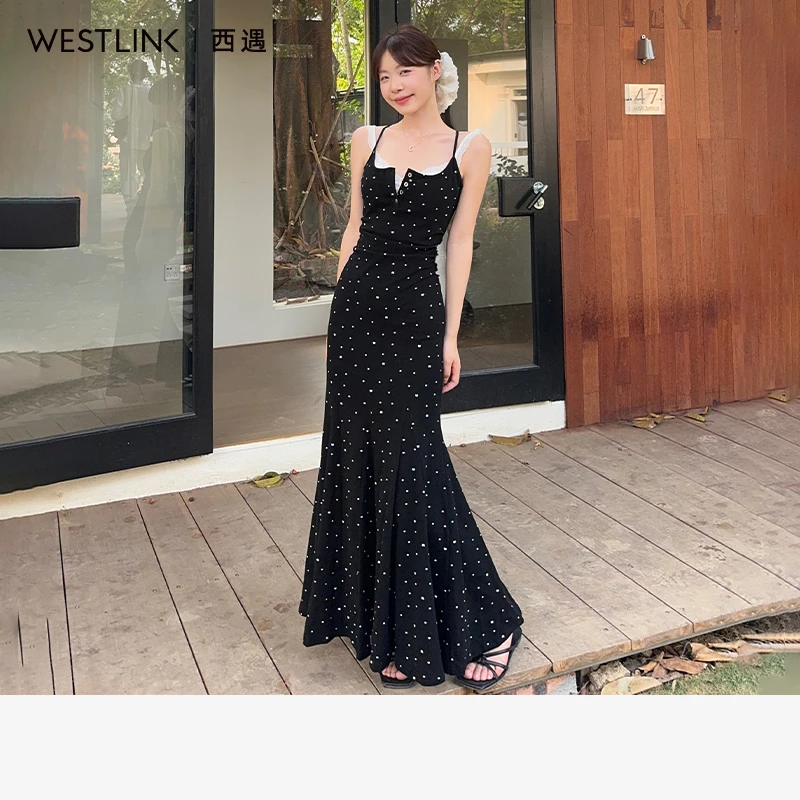 西遇蕾丝拼接连衣裙女2025年夏季新款假两件修身鱼尾波点吊带长裙