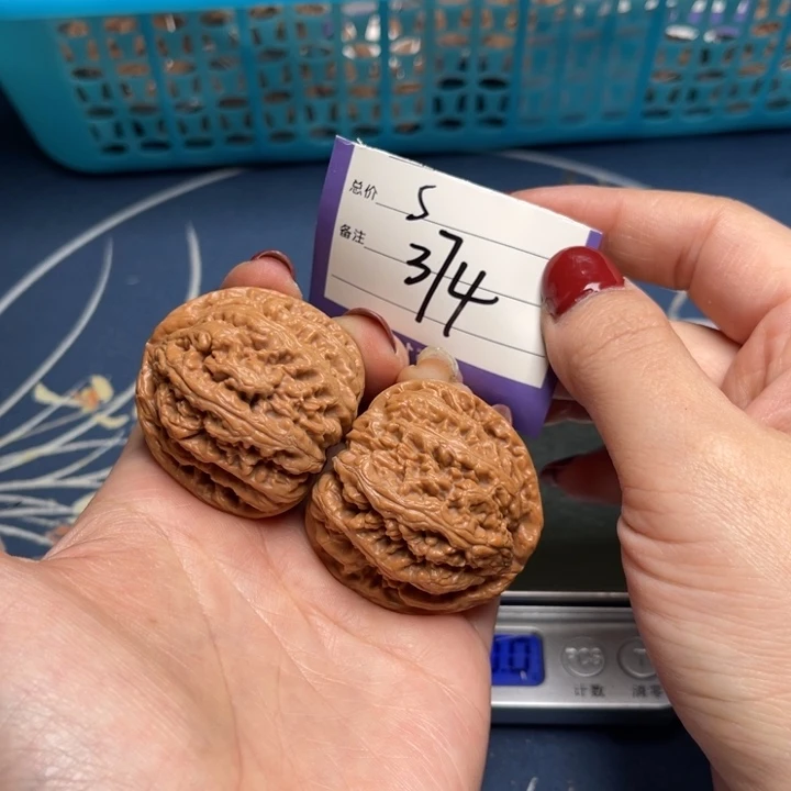 文玩核桃把件粗筋40