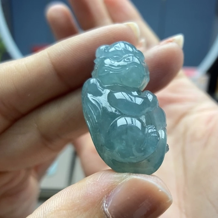 翡翠未镶嵌颈饰吊坠19