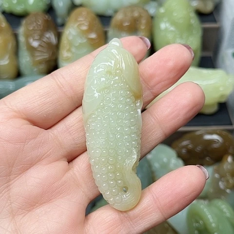 颈饰未镶嵌和田玉