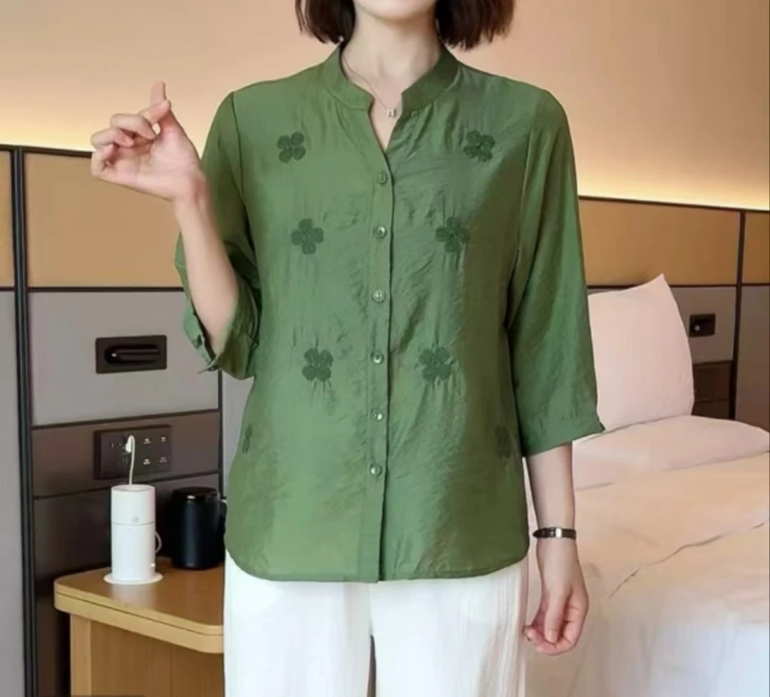 2025年夏季新款宽松薄款刺绣衬衫003