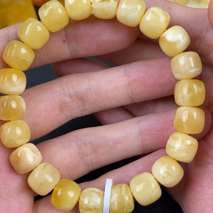 琥珀裸石未镶嵌微瑕67