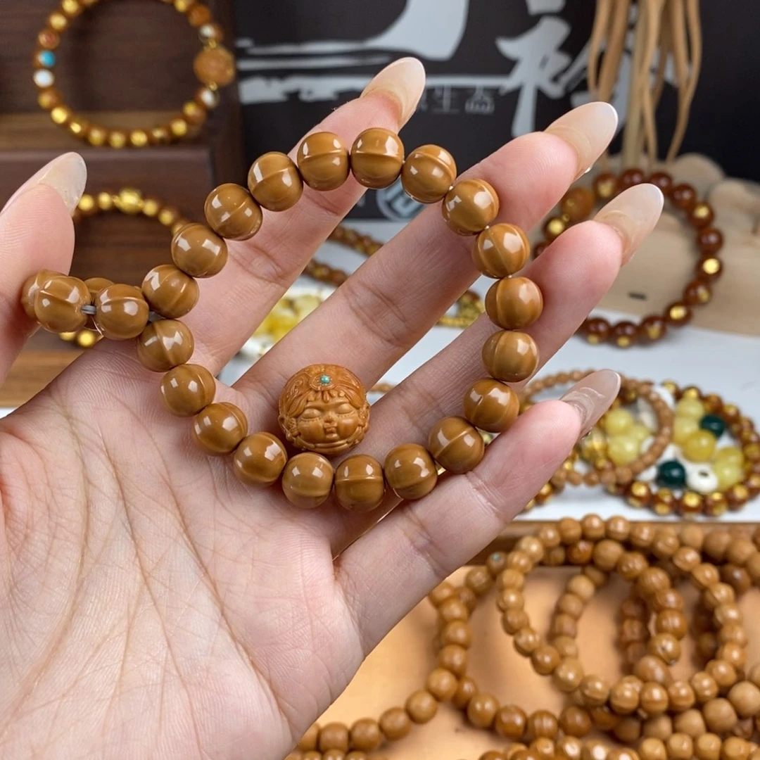 吊坠猴头核桃R**.鲨鱼背