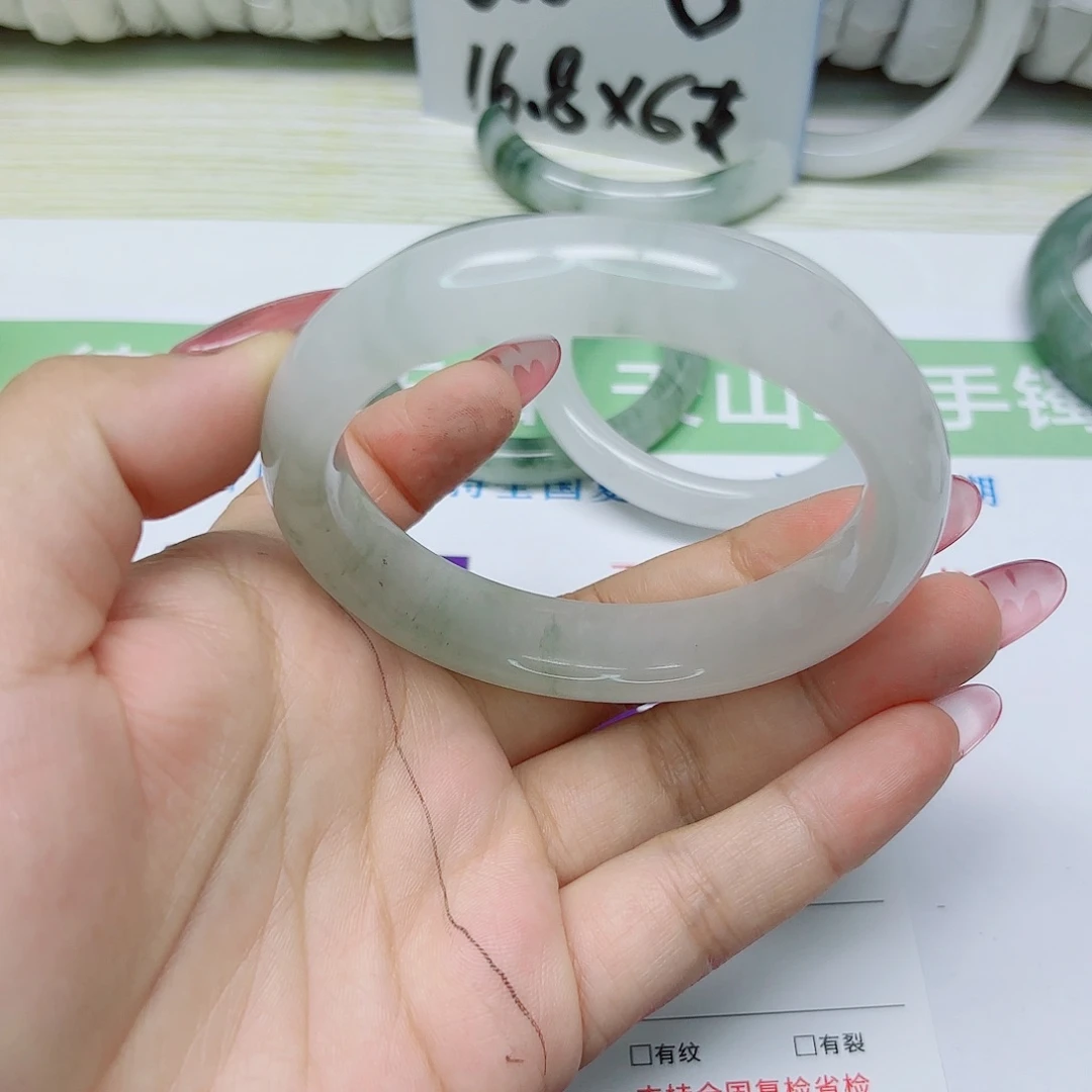 未镶嵌手镯石英质玉42/5960