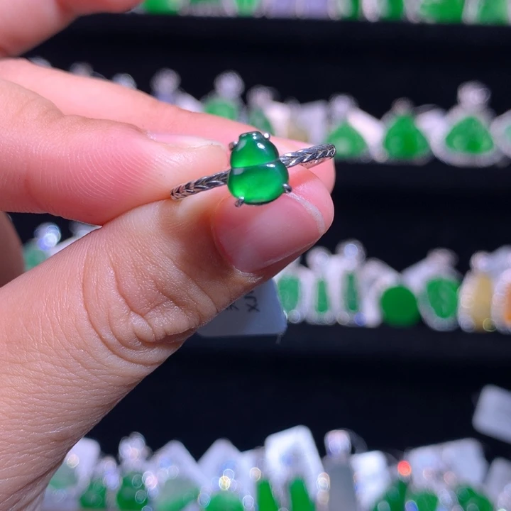 【闪购商品】银S925镶嵌戒指翡翠天然翡翠