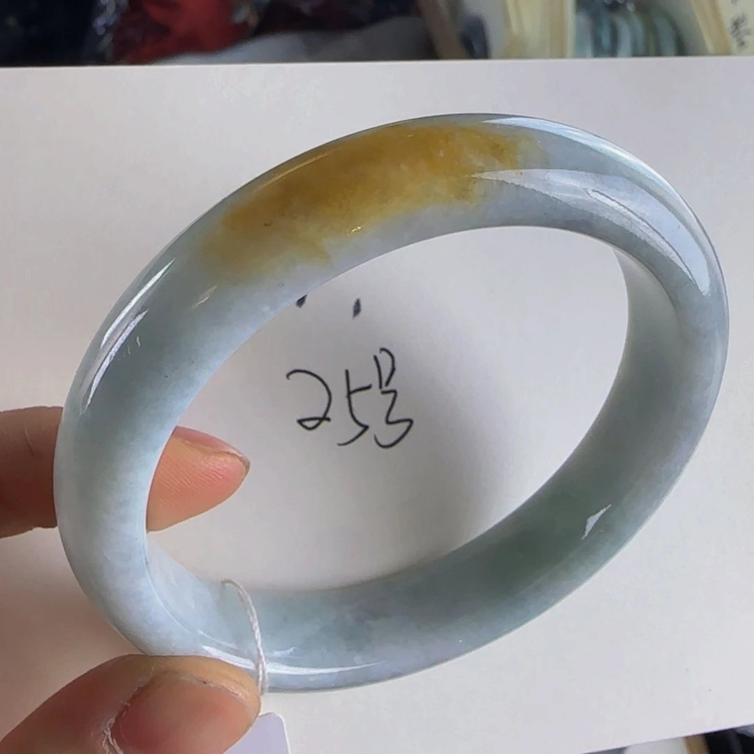 翡翠手镯未镶嵌老坑58.5圈