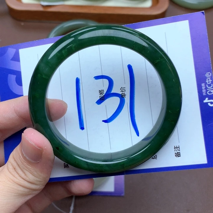 和田玉手镯未镶嵌七*?58